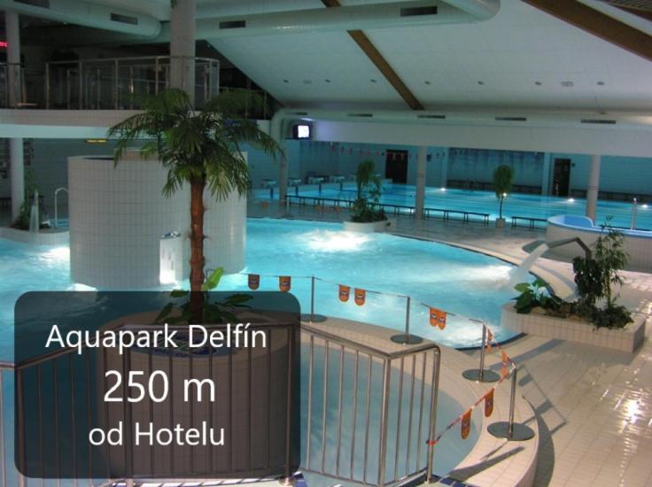 Hotel U Brany Uherský Brod Buitenkant foto